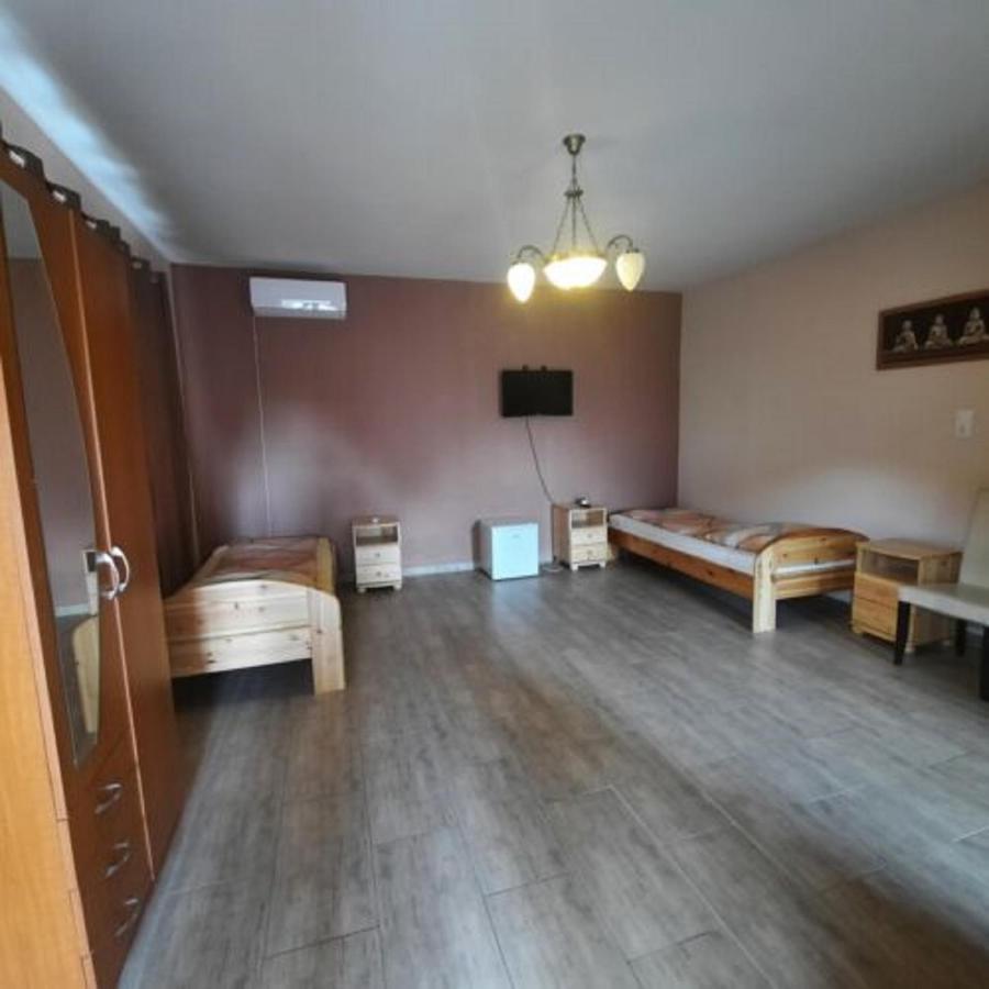 Ikszt Vendeghaz Hotel Davod Luaran gambar